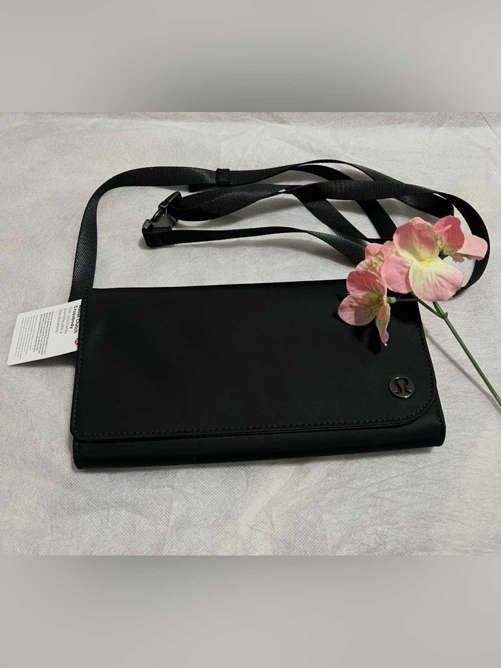 NWOT Lululemon athletica Black Wallet Clutch Crossbody Bag